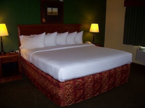 Borger Ambassador Inn Bagian luar foto